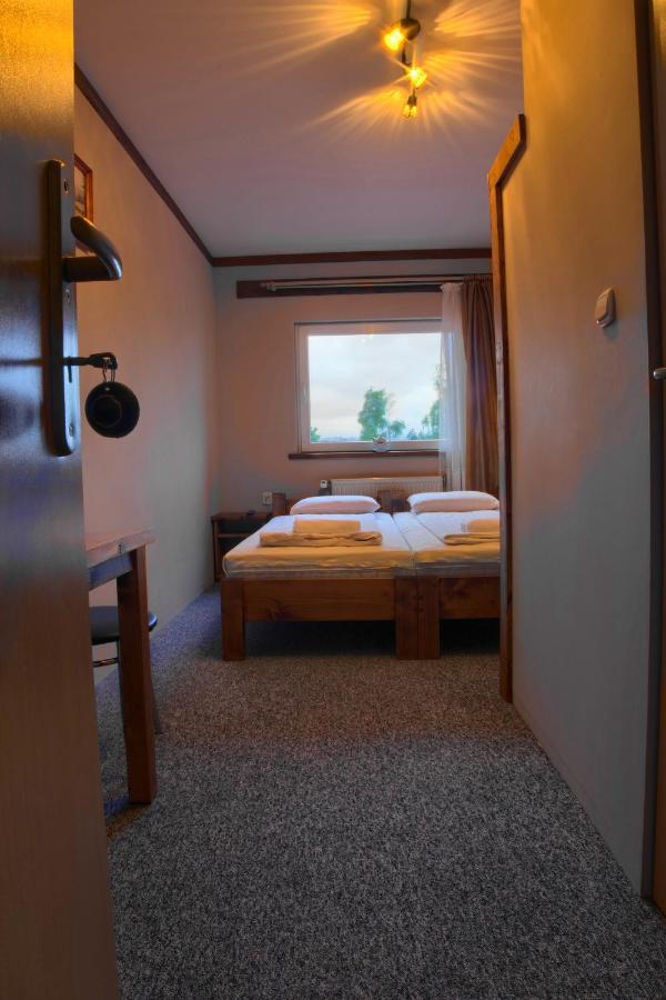 Bed and Breakfast Osrodek Wypoczynkowy U Bartka Czerwienne Exterior foto